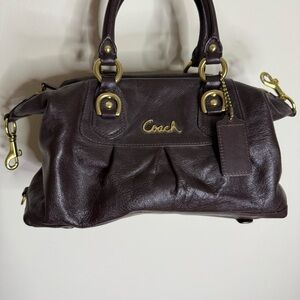 Vintage brown coach leather shoulder bag